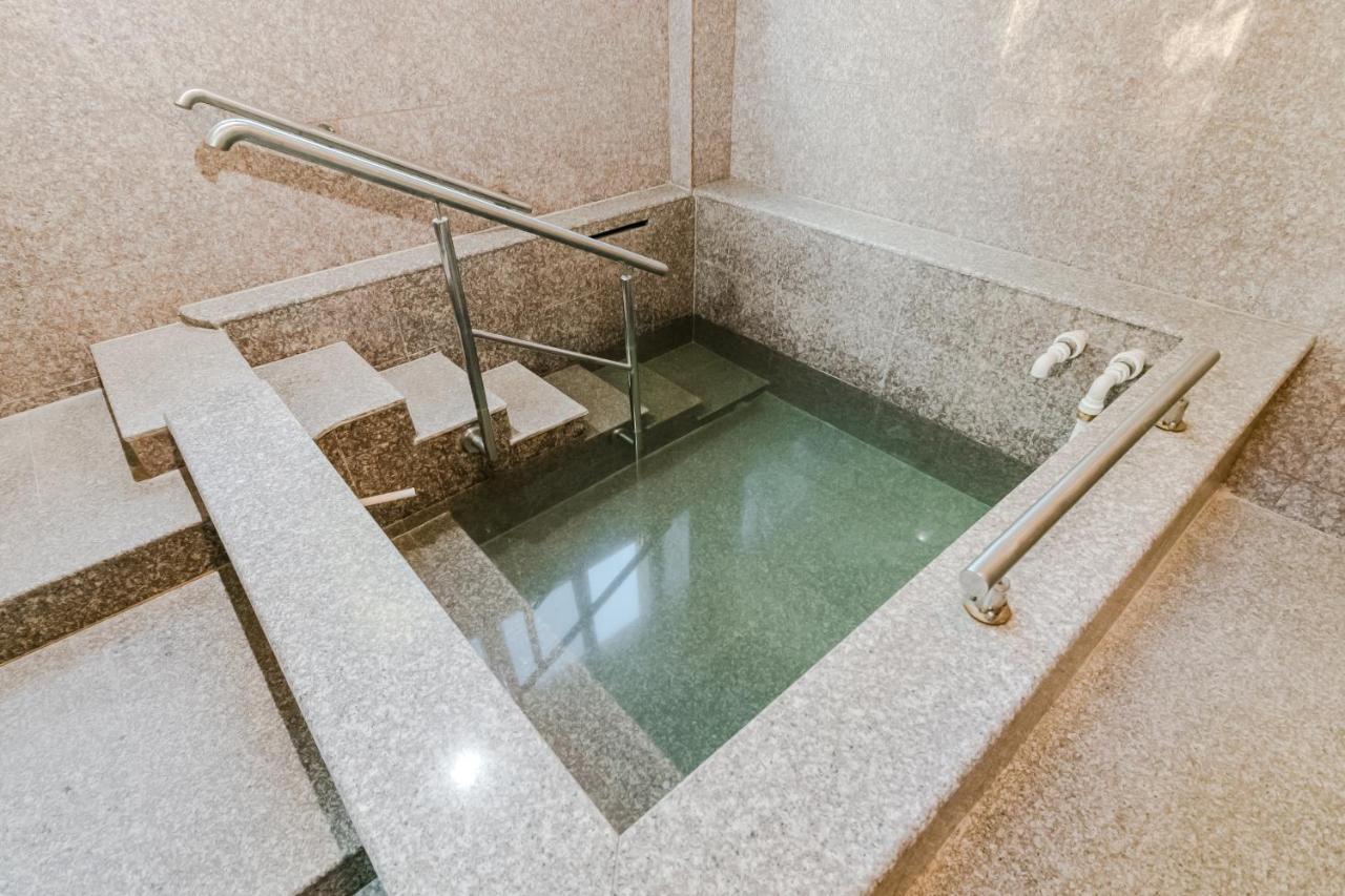 Pucioasa Hotel Marina מראה חיצוני תמונה